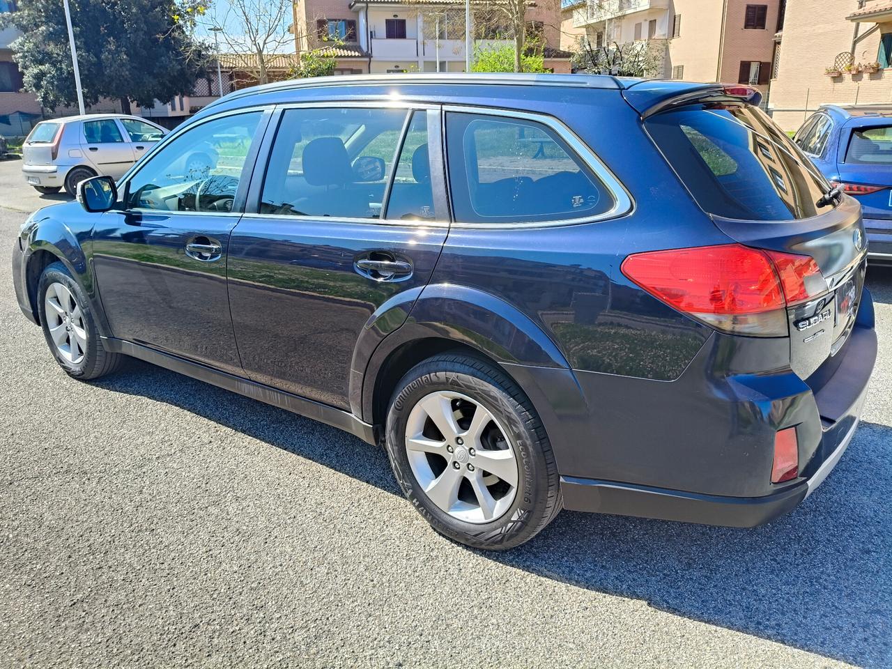 Subaru OUTBACK 2.0D Lineartronic Exclusive