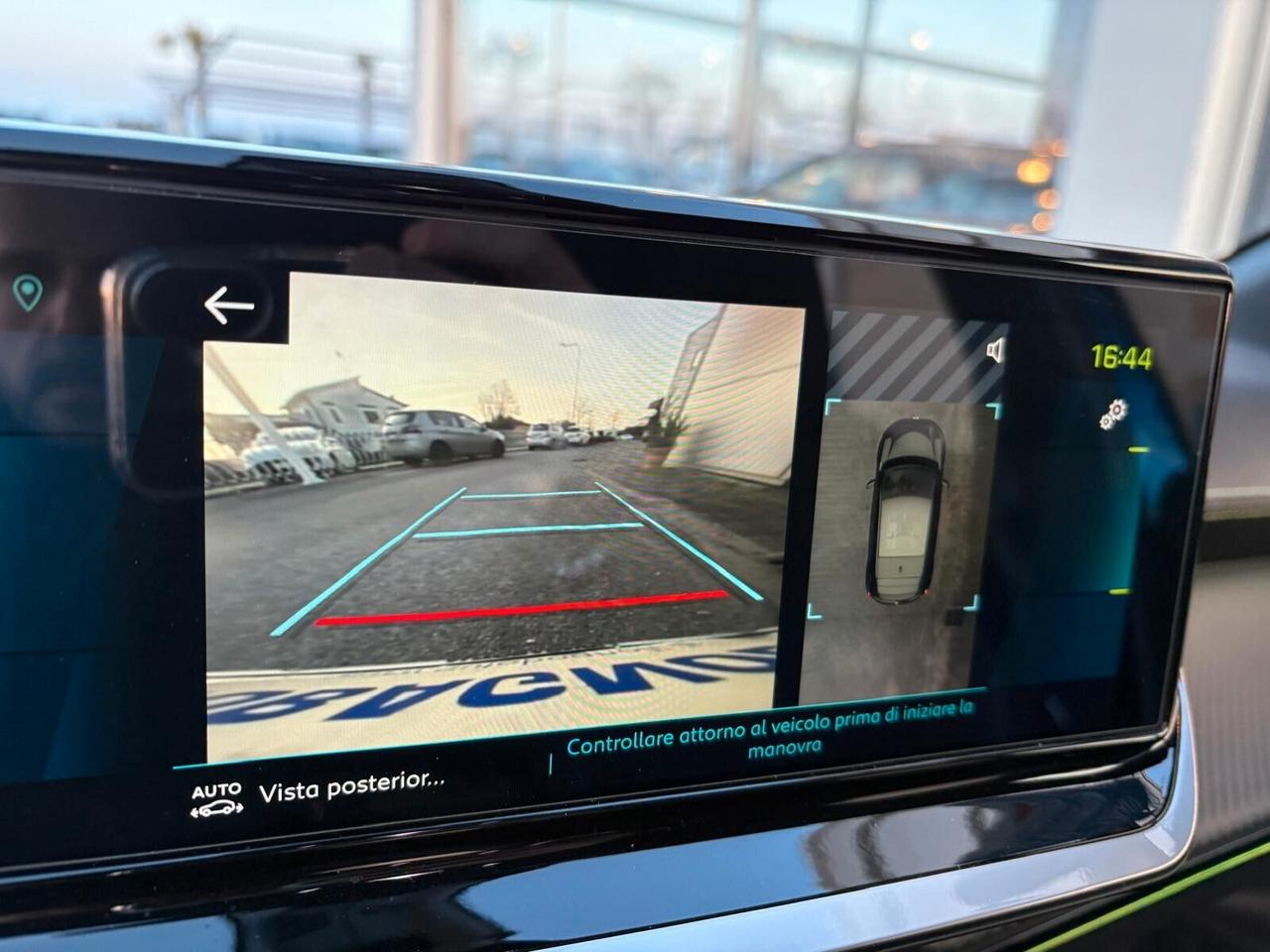 Peugeot 208 GT PACK motore elettrico 136 CV SPOTICAR