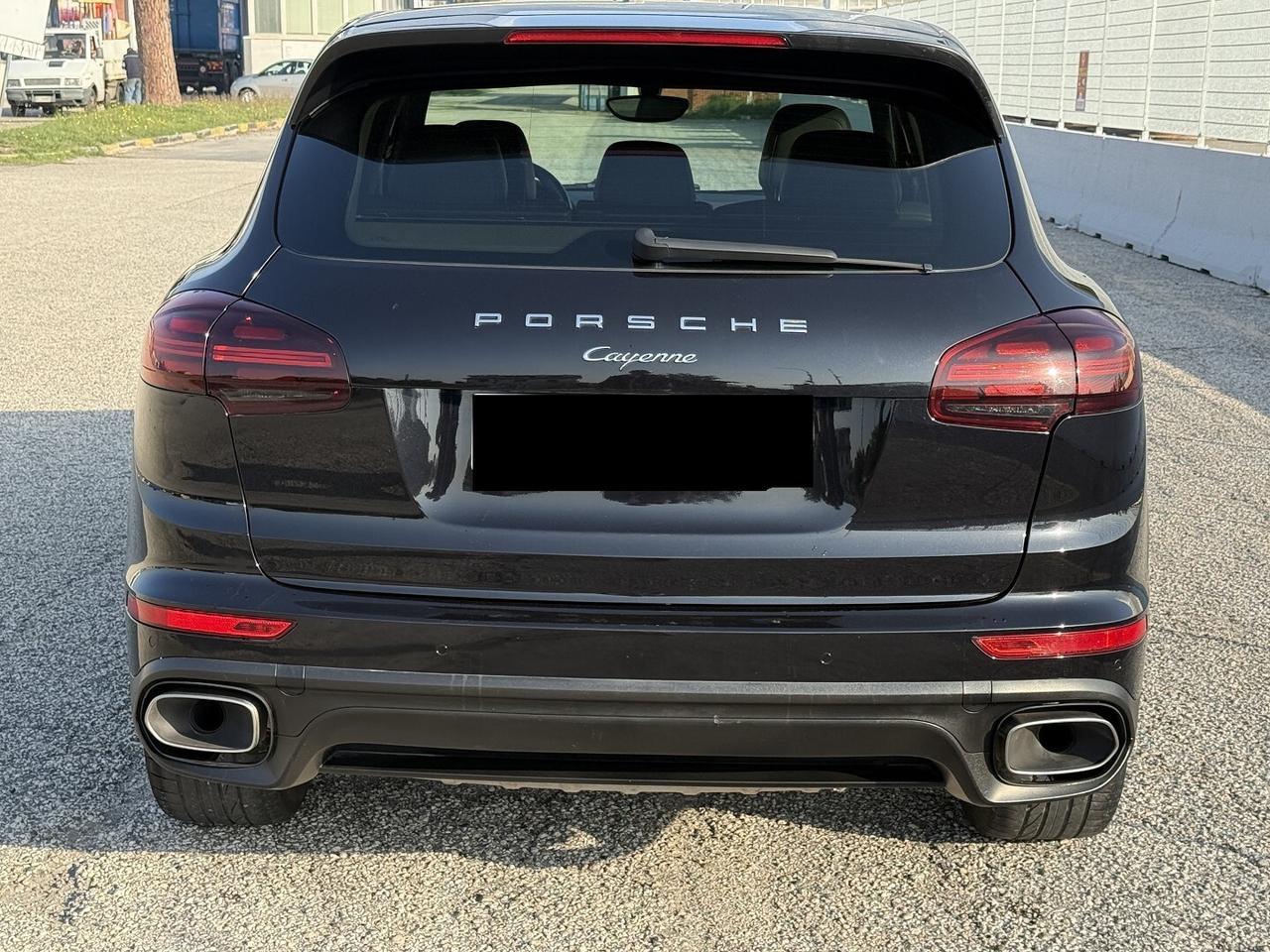 PORSCHE CAYENNE DIESEL NAVI PASM LED