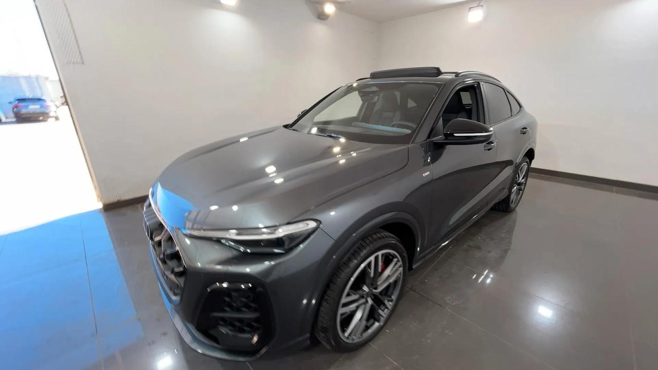 Audi Q5 TDi 150 kW mHEV+ S tronic quattro Launch edition line