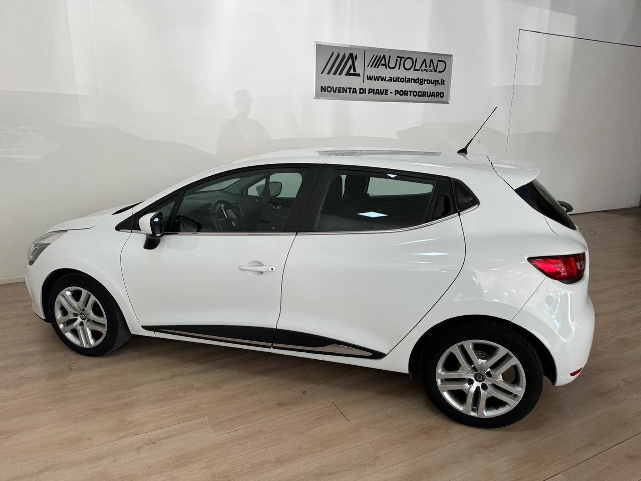 Renault Clio dCi 8V 75CV Start&Stop 5 porte *** NEOPATENTATI***