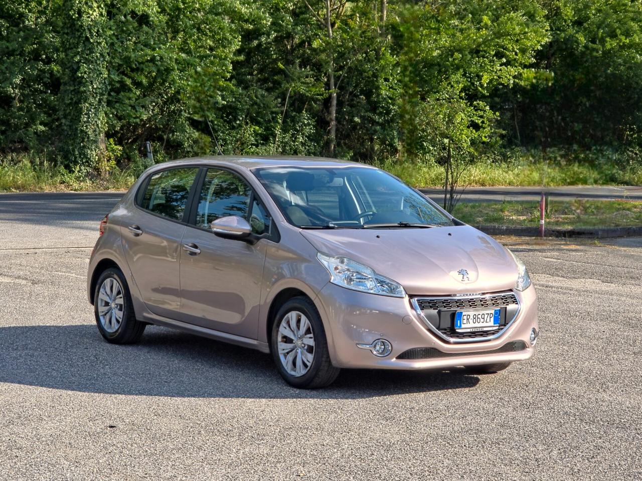 Peugeot 208 1.2 VTi 82 CV 5 porte Allure 2013-E5B Manuale NEO