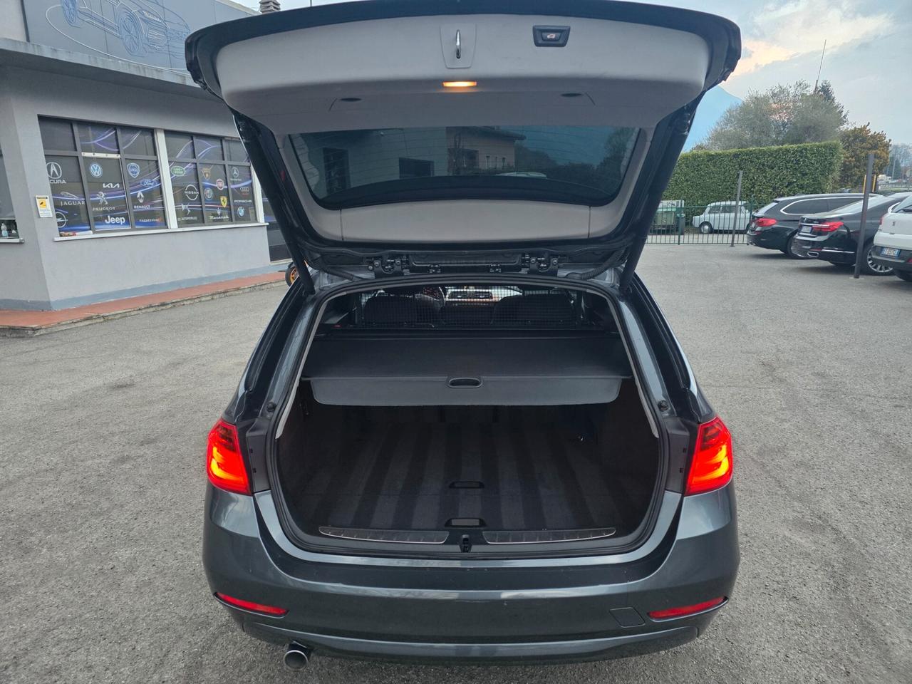 Bmw 318 318d Touring Business aut.