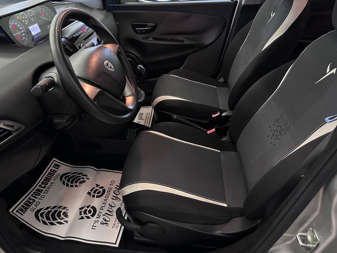 Lancia Ypsilon 1.3 MJT 5 porte S&S Platinum Ok Neopatentati