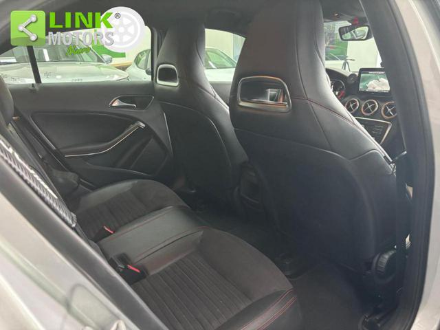 MERCEDES-BENZ A 200 d Automatic Premium