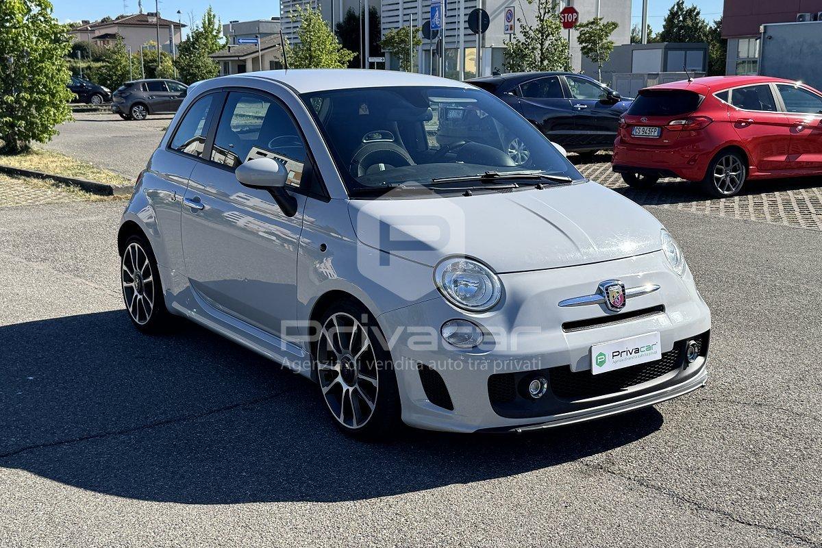 ABARTH 500 1.4 Turbo T-Jet Custom