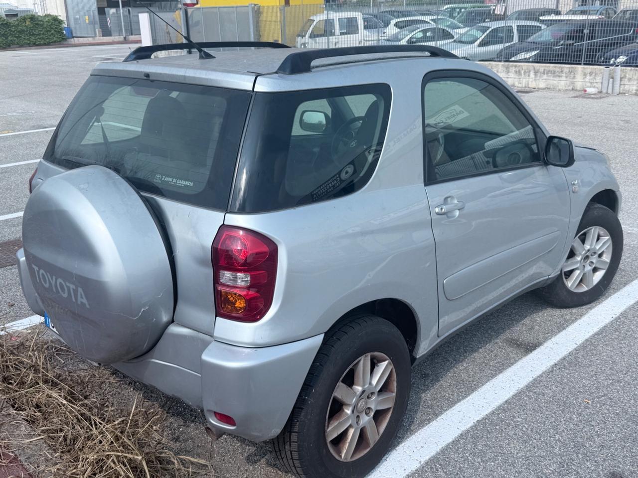 Toyota RAV 4 RAV4 2.0 16V cat 3 porte Sol