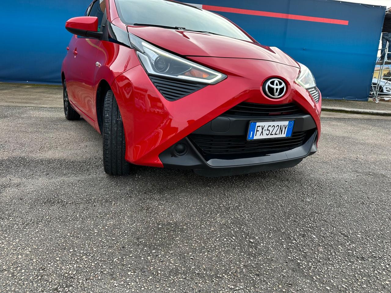 Toyota Aygo Connect 1.0 VVT-i 72 CV 5 porte x-wave