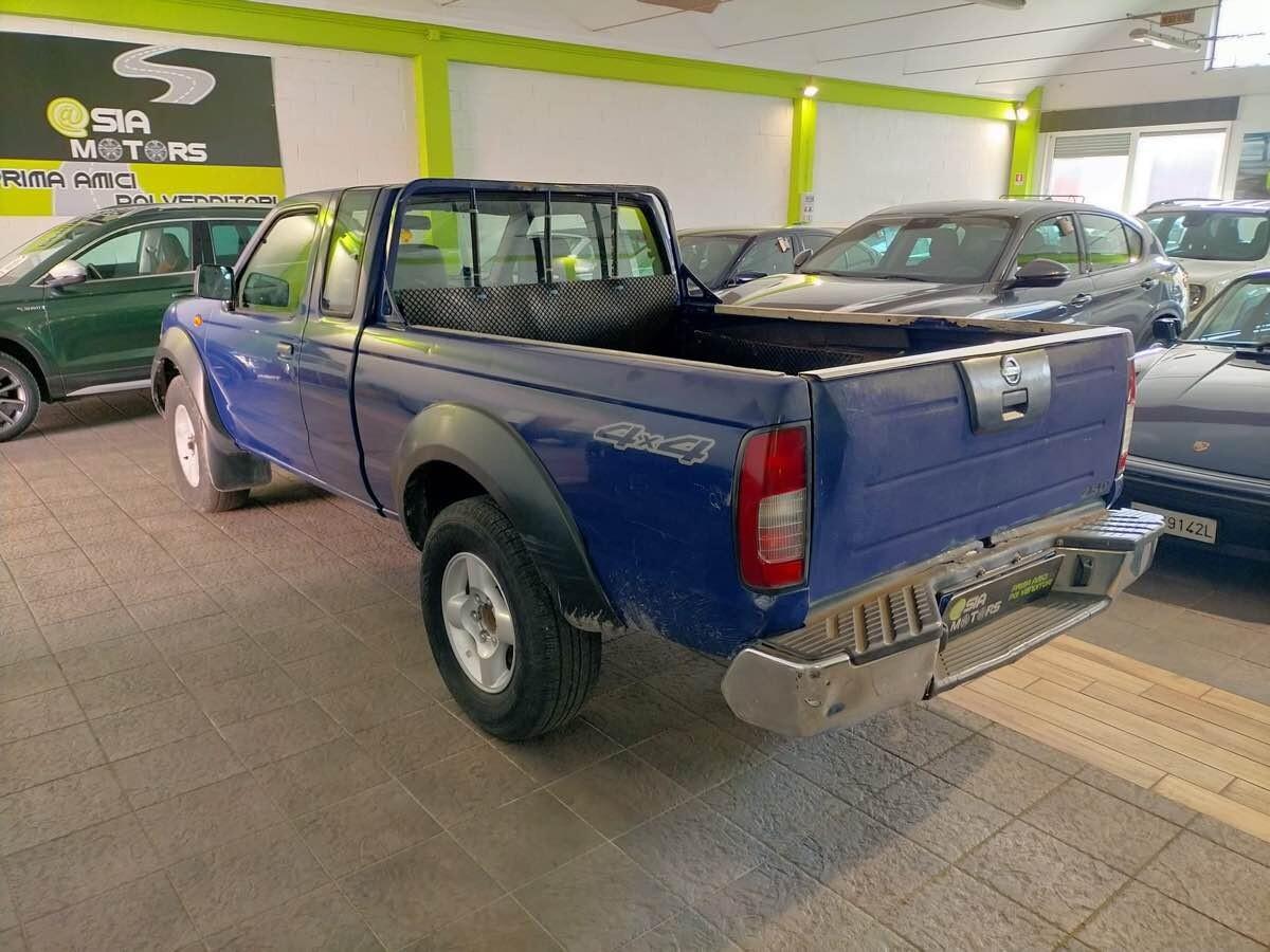 Nissan PICK UP 2.5 TD KING CAB