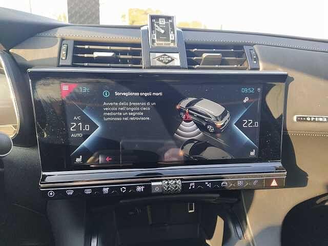 DS DS 7 Crossback PHEV 1.6 Plug-In Hybrid 300cv EAT8 GRAND CHIC 4x4