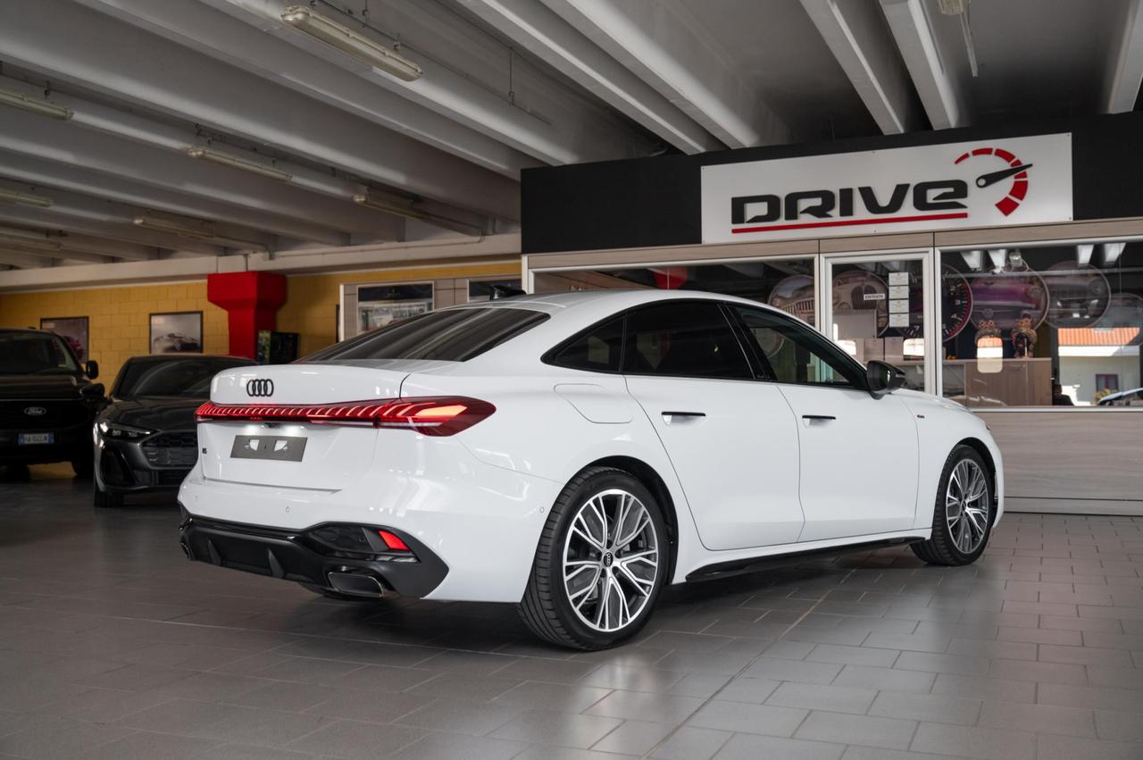 Audi A5 Berlina 2.0 tfsi S line edition 204cv s-tronic