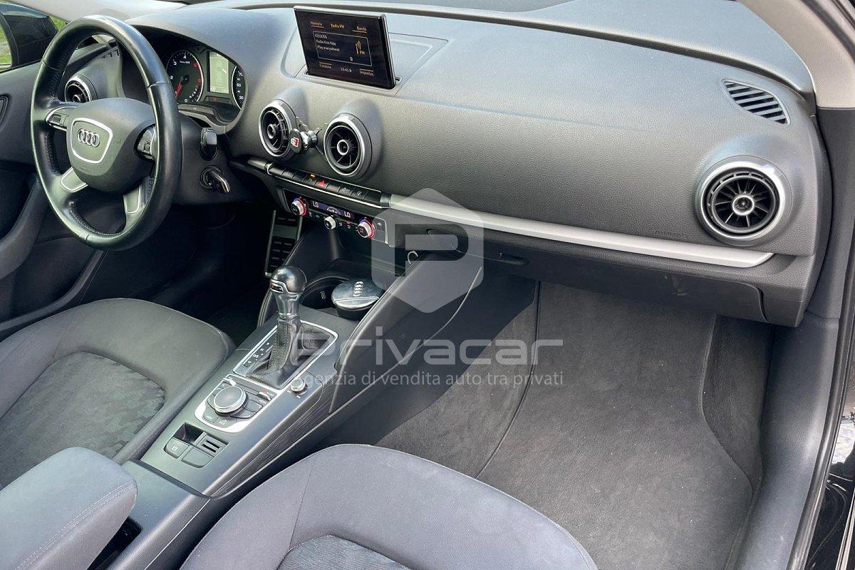 AUDI A3 SPB 1.6 TDI clean diesel S tronic Attraction