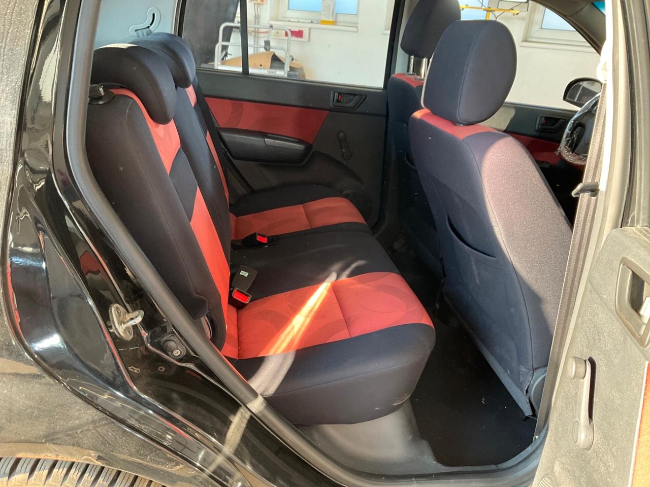 Hyundai Getz 1.1 12V (66CV) 5p. Cross