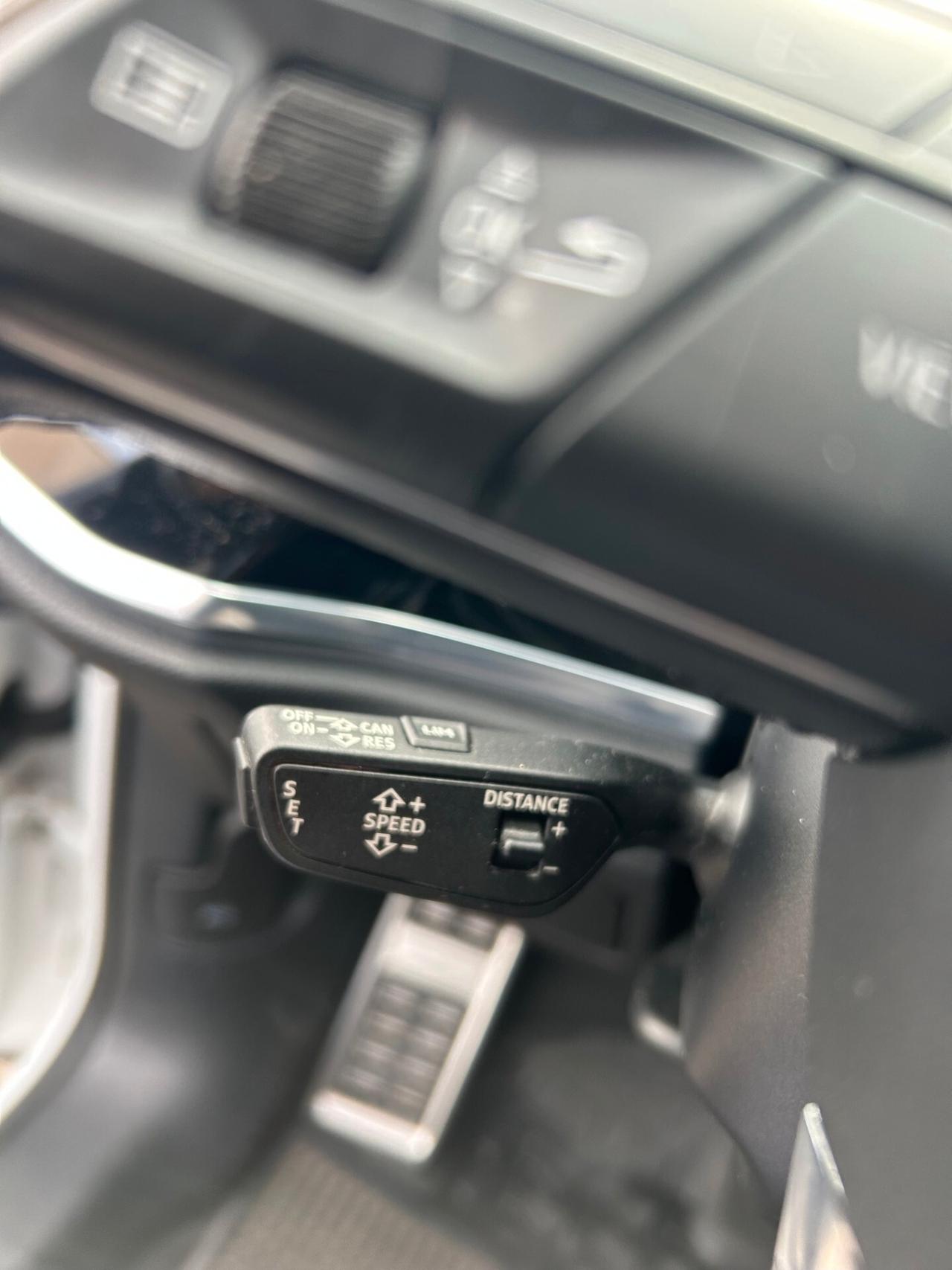 Audi Q3 45 TFSI plug in e S tronic Business unico proprietario