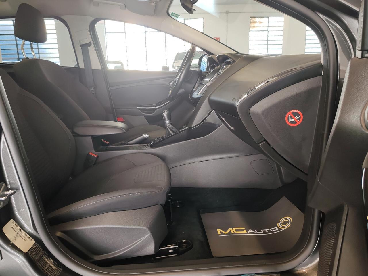 Ford Focus 1.6 120 CV GPL SW Titanium