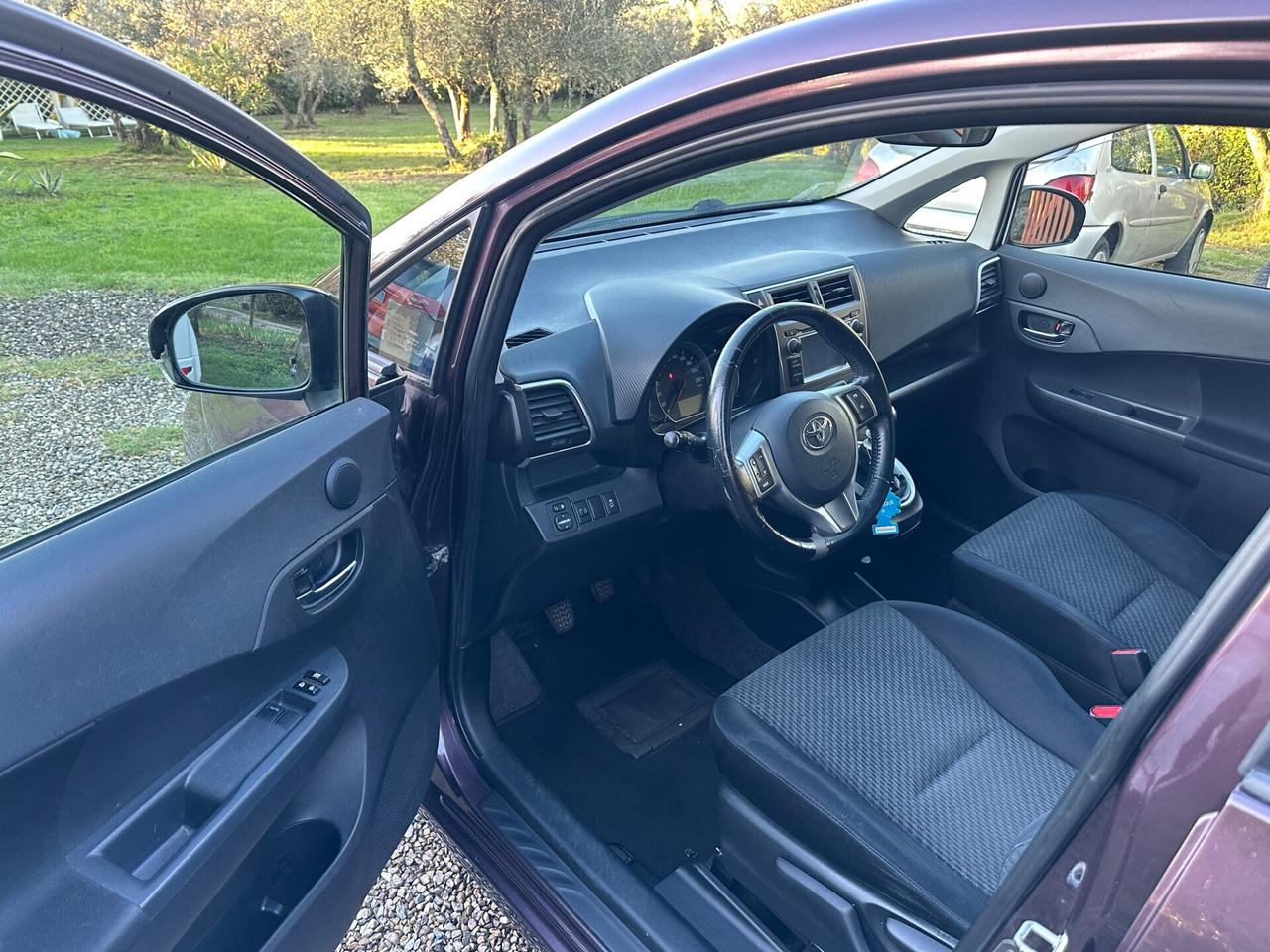 Toyota Verso-S 1.4D MT Active