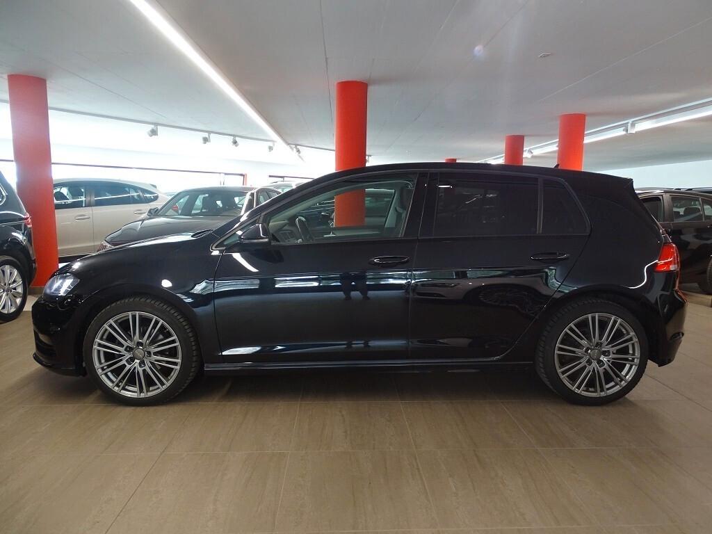 VW Golf VII 2.0 TDI R-line Alu 18 DSG 150 CV