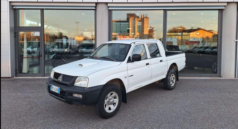 Mitsubishi L200 2.5 DI-D/136CV Club Cab Intense