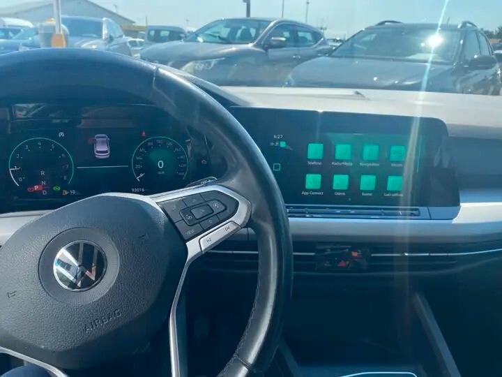 Volkswagen Golf 1.5 eTSI 130 CV EVO ACT DSG Life