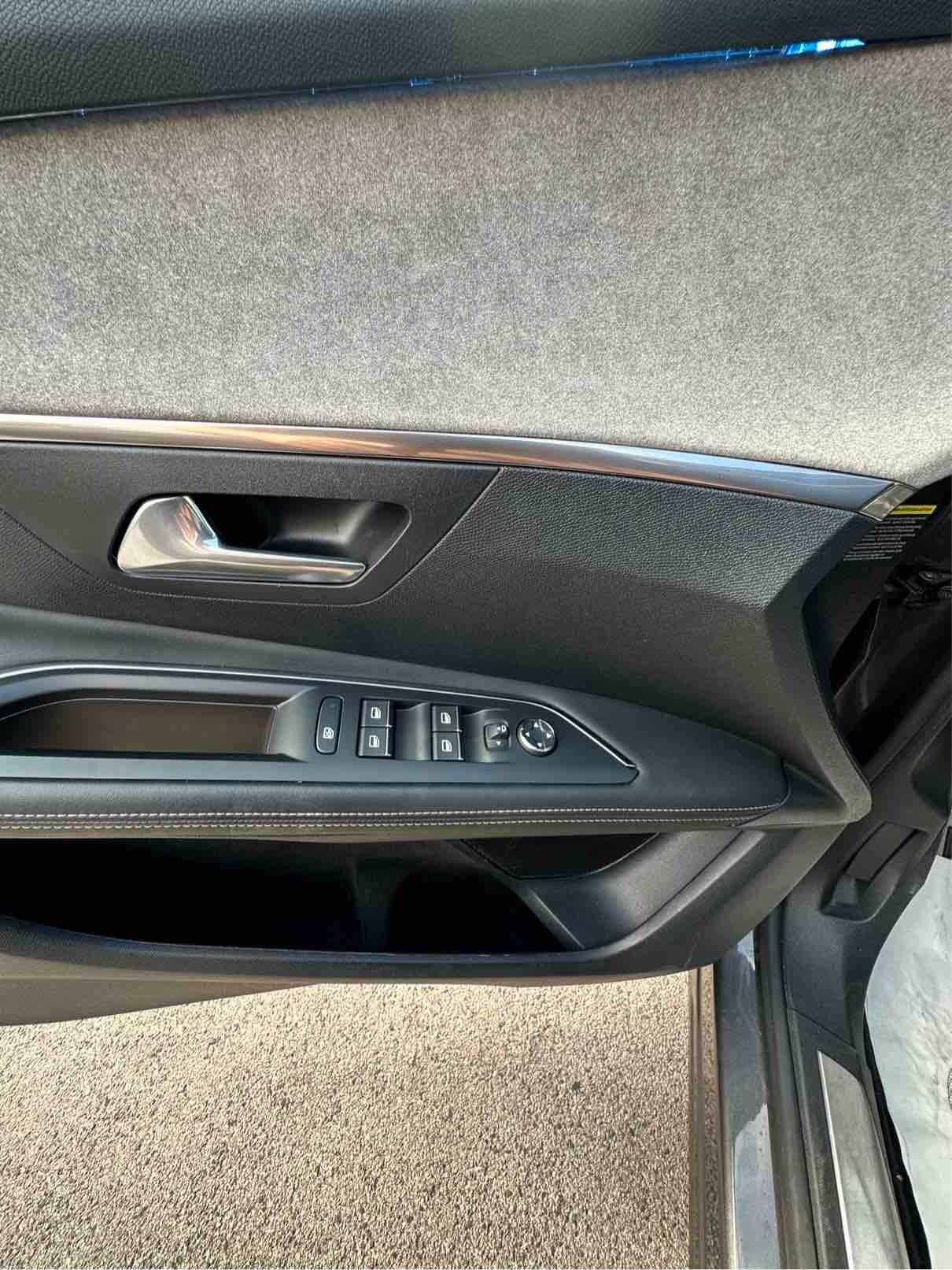 Peugeot 3008 PureTech Turbo 130 S&S EAT8 GT