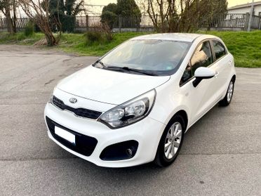 Kia Rio 1.2 CVVT 5p. EX per Neopatentati 2014