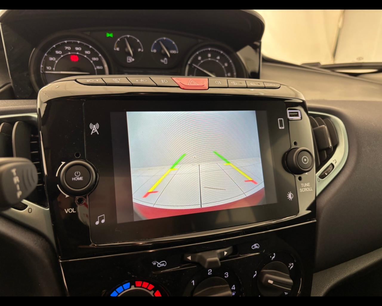 LANCIA Ypsilon 1.0 firefly hybrid Gold s&s 70cv 5p.ti