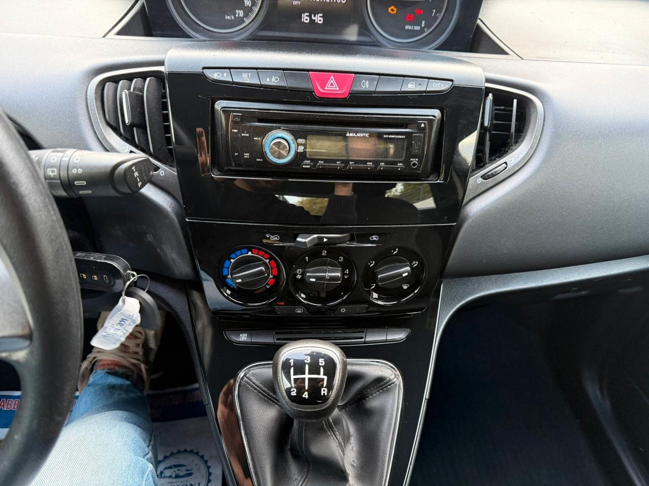 LANCIA YPS 1,2 BZ 69 CV SILVER 5P