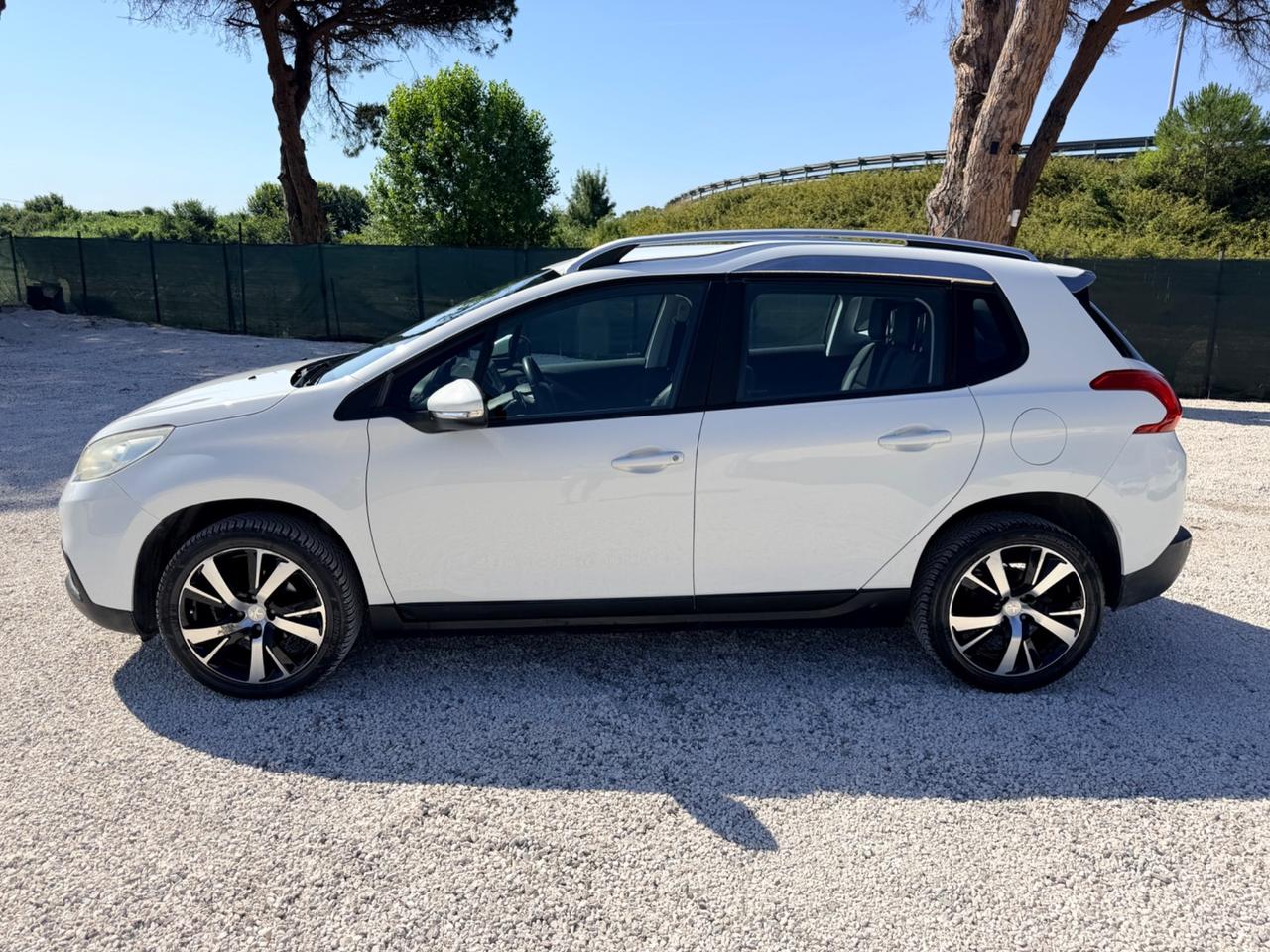 Peugeot 2008 PureTech 82 ETG5 S&S Allure
