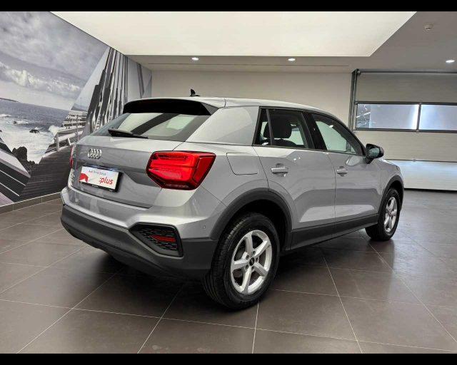 AUDI Q2 30 TDI S tronic Business