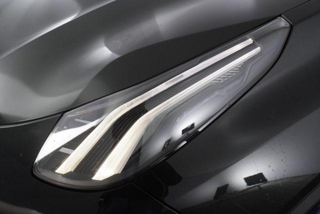 LYNK & CO 01 01 PHEV