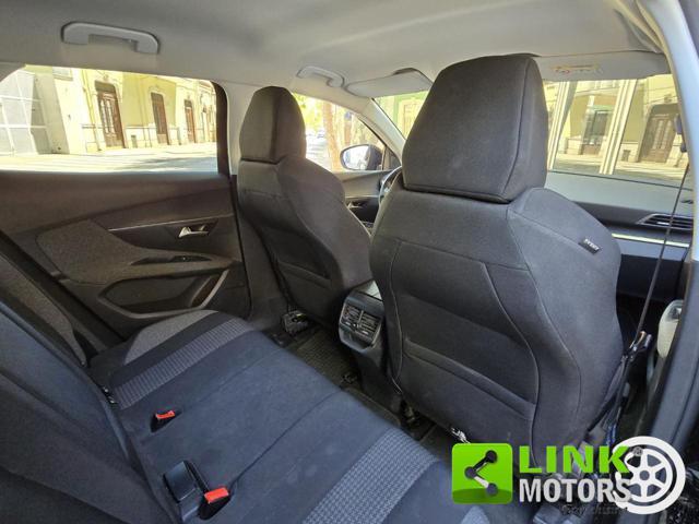 PEUGEOT 3008 BlueHDi 120 * ? 199,00 al mese*