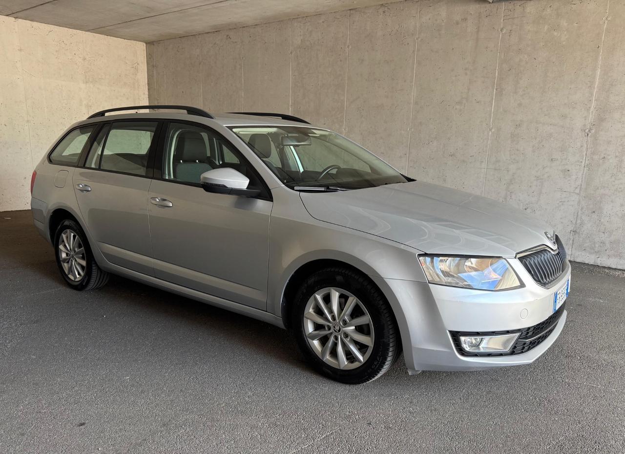 Skoda Octavia 1.6 TDI CR 110 CV 4x4 Wagon Executive