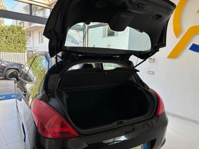 PEUGEOT 308 1.6 8V HDi 93CV 5p. Premium