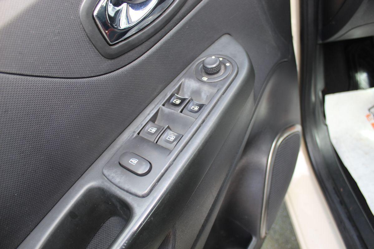 RENAULT - Captur - dCi 8V 90 CV Start&Stop Energy R-Link