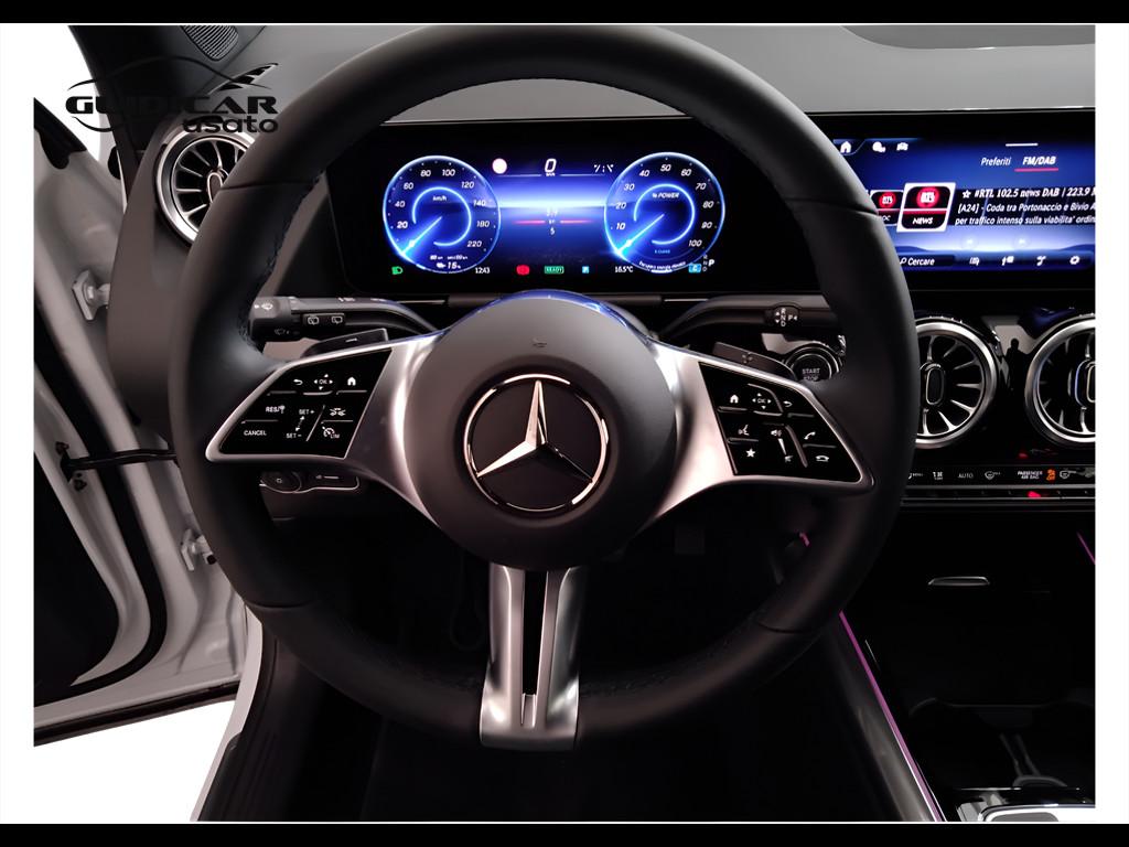 Mercedes-Benz EQA - H243 2024 - EQA 300 Progressive Advanced 4matic