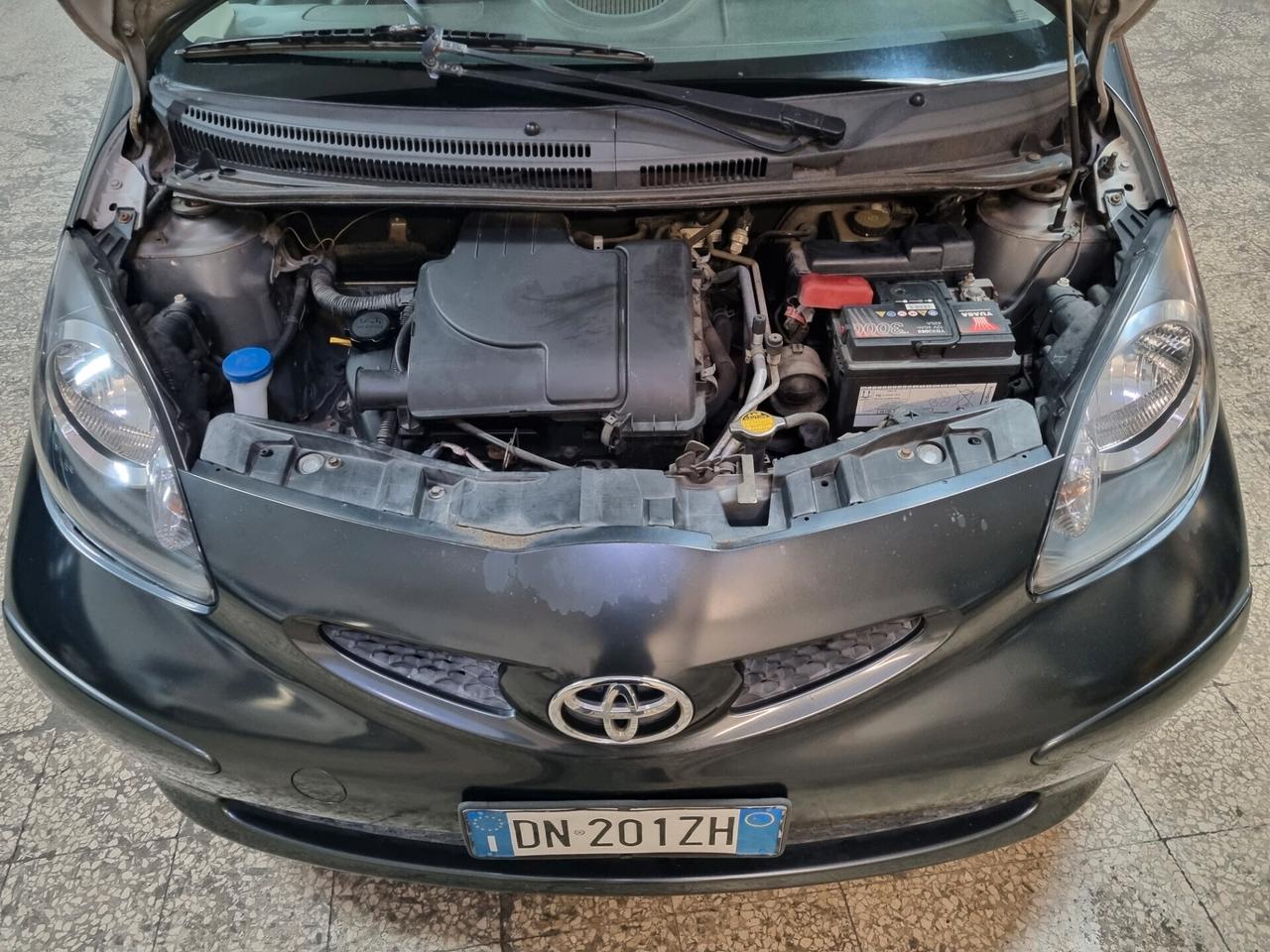 Toyota Aygo 1.0 12V VVT-i 3 porte Sol
