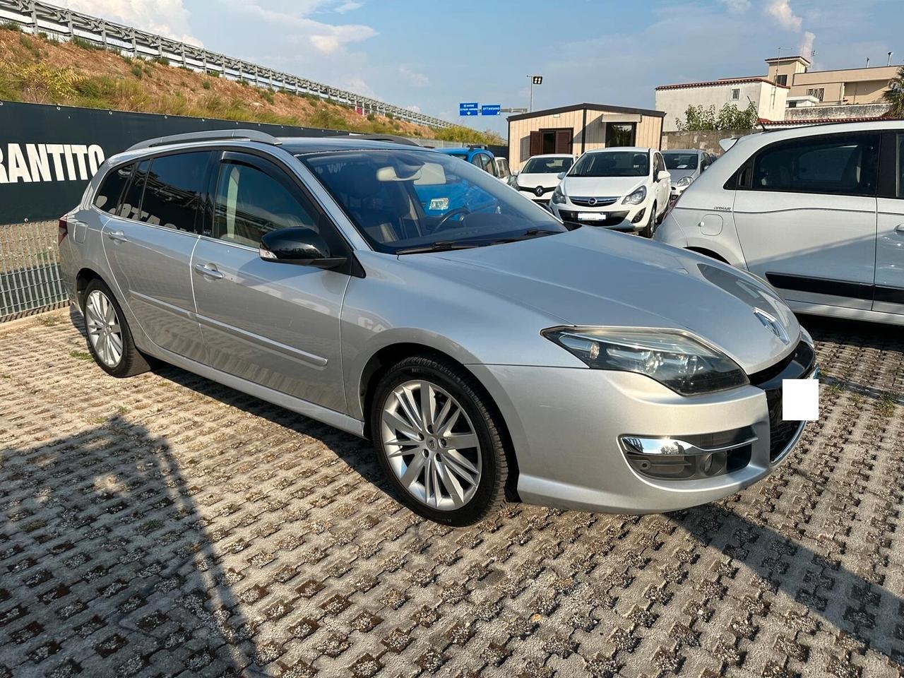 Renault Laguna 2.0 dCi 150CV S&S SporTour Initiale ESM