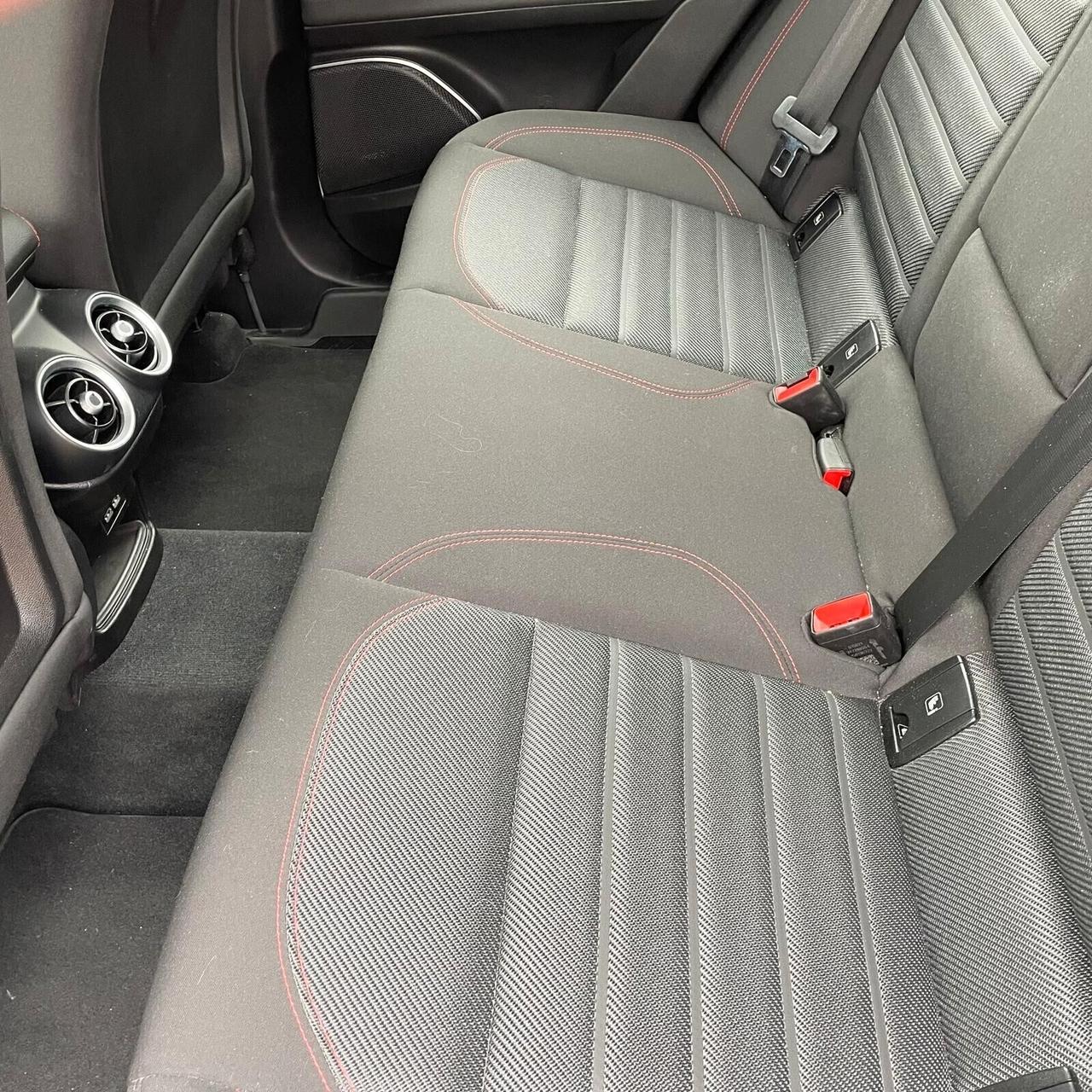 Alfa Romeo Stelvio 2.0 Turbo 200 CV AT8 Q4 Sprint AUTOMATICA