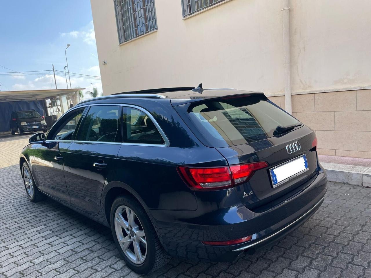 Audi A4 Avant 2.0 TDI 150 CV Tetto/navi/sedili sportivi