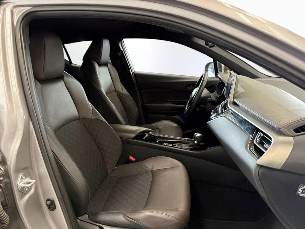 Toyota C-HR 5 Porte 1.8 Hybrid Lounge 2WD E-CVT
