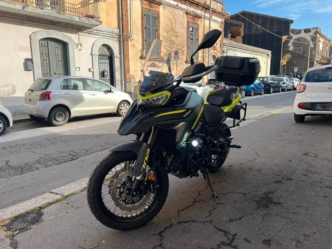 Benelli TRK 702 X