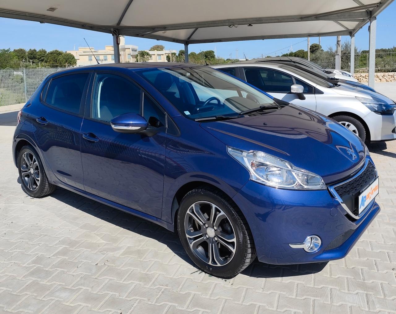 Peugeot 208 1.4 HDi 68 CV 5 porte Allure