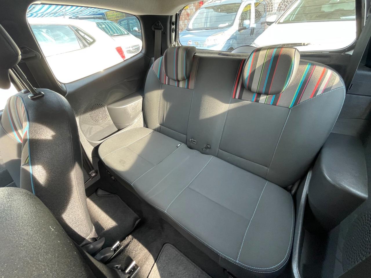 Renault Twingo 1.2 16V Live