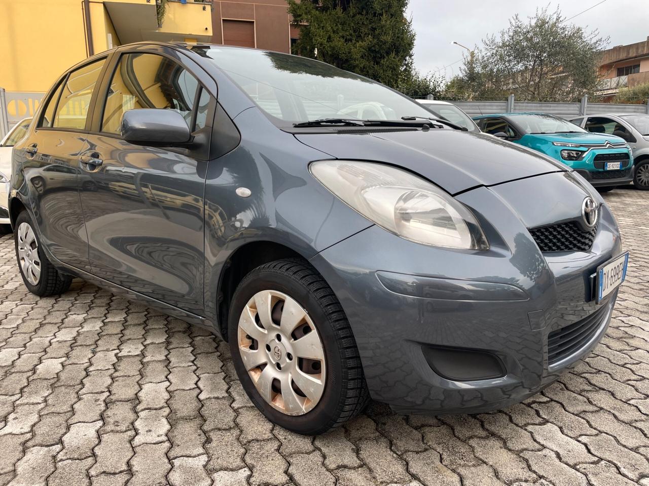 Toyota Yaris 1.0 5 porte Now IDONEA NEOPATENTATI
