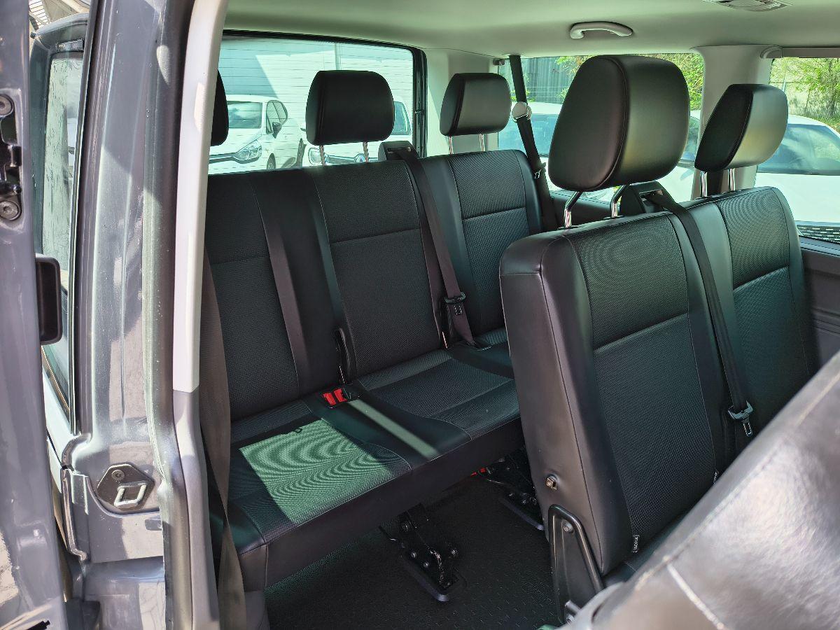 VOLKSWAGEN - Caravelle 9 posti 2.0 TDI