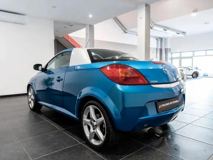 Opel Tigra TwinTop 1.8 16V Sport