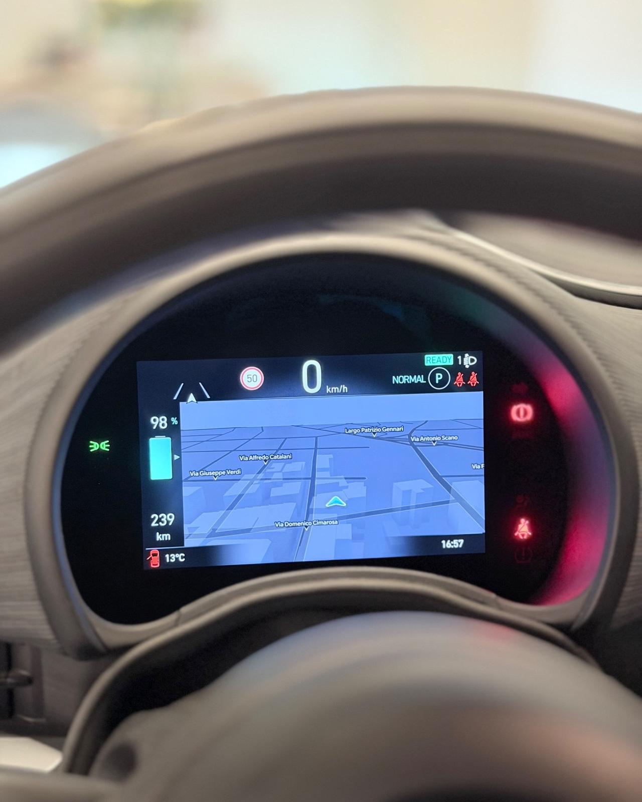 Fiat 500 500e Berlina 42 kWh La Prima