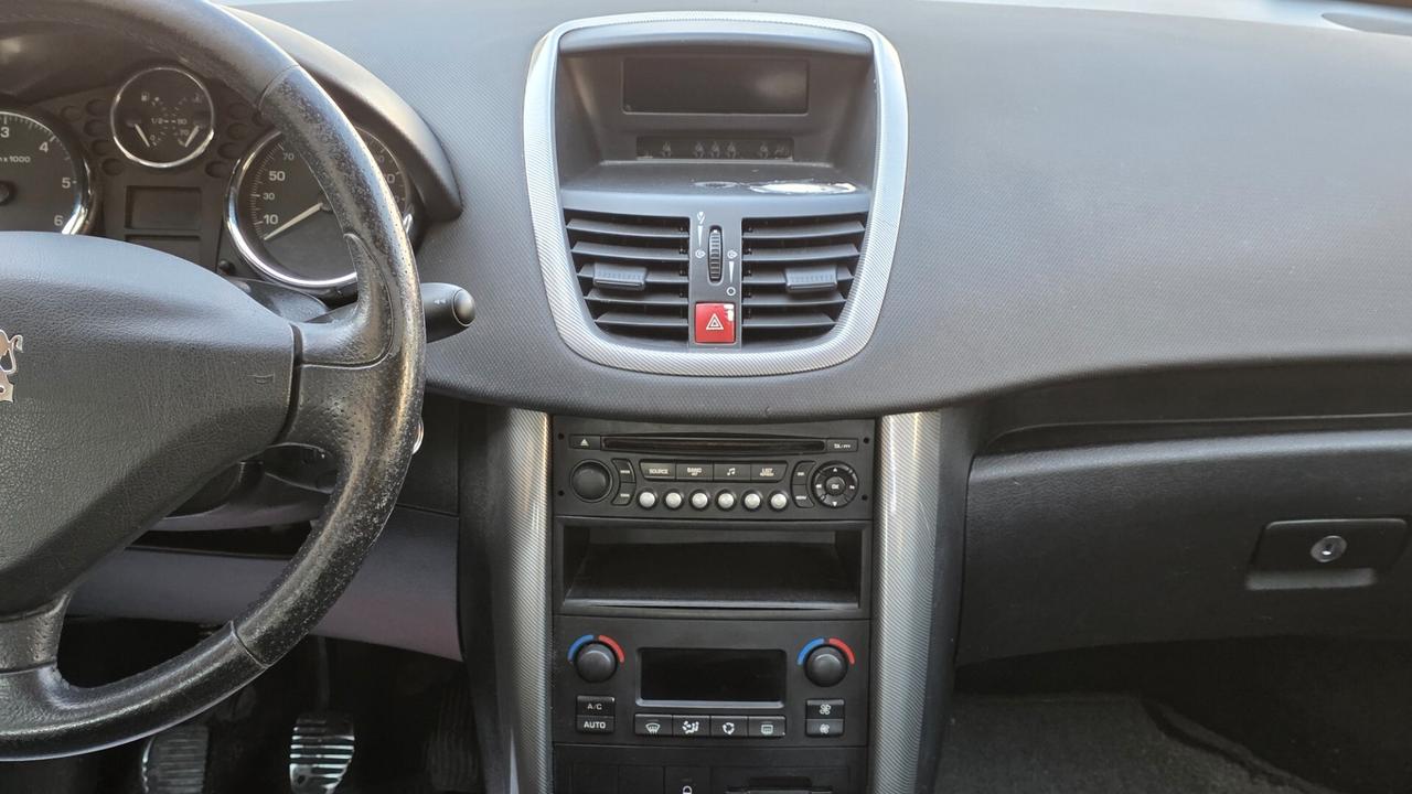 Peugeot 207 1.6 HDi 90CV 5p. XS