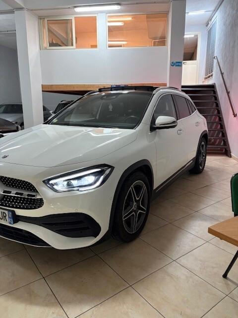 Mercedes-benz GLA 220 200 d Automatic Premium