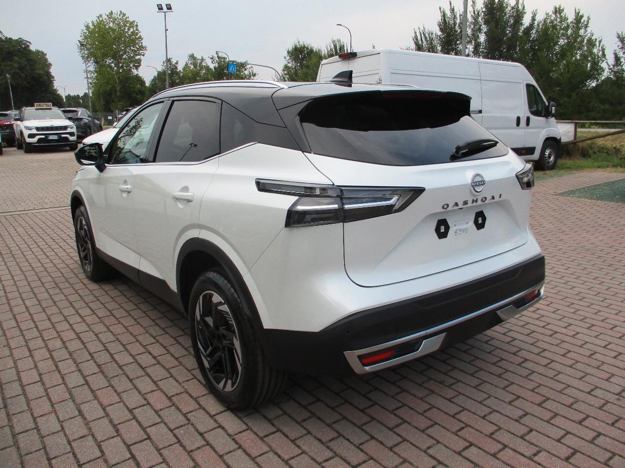 Nissan Qashqai MHEV 158 CV X-tronik N-Connecta WINTER PACK Bicolore